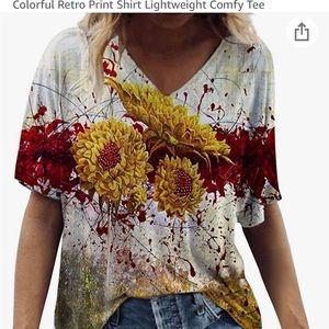 Mimacoo women’s V neck top. Colorful retro print. Sunflowers. XL. T-shirt